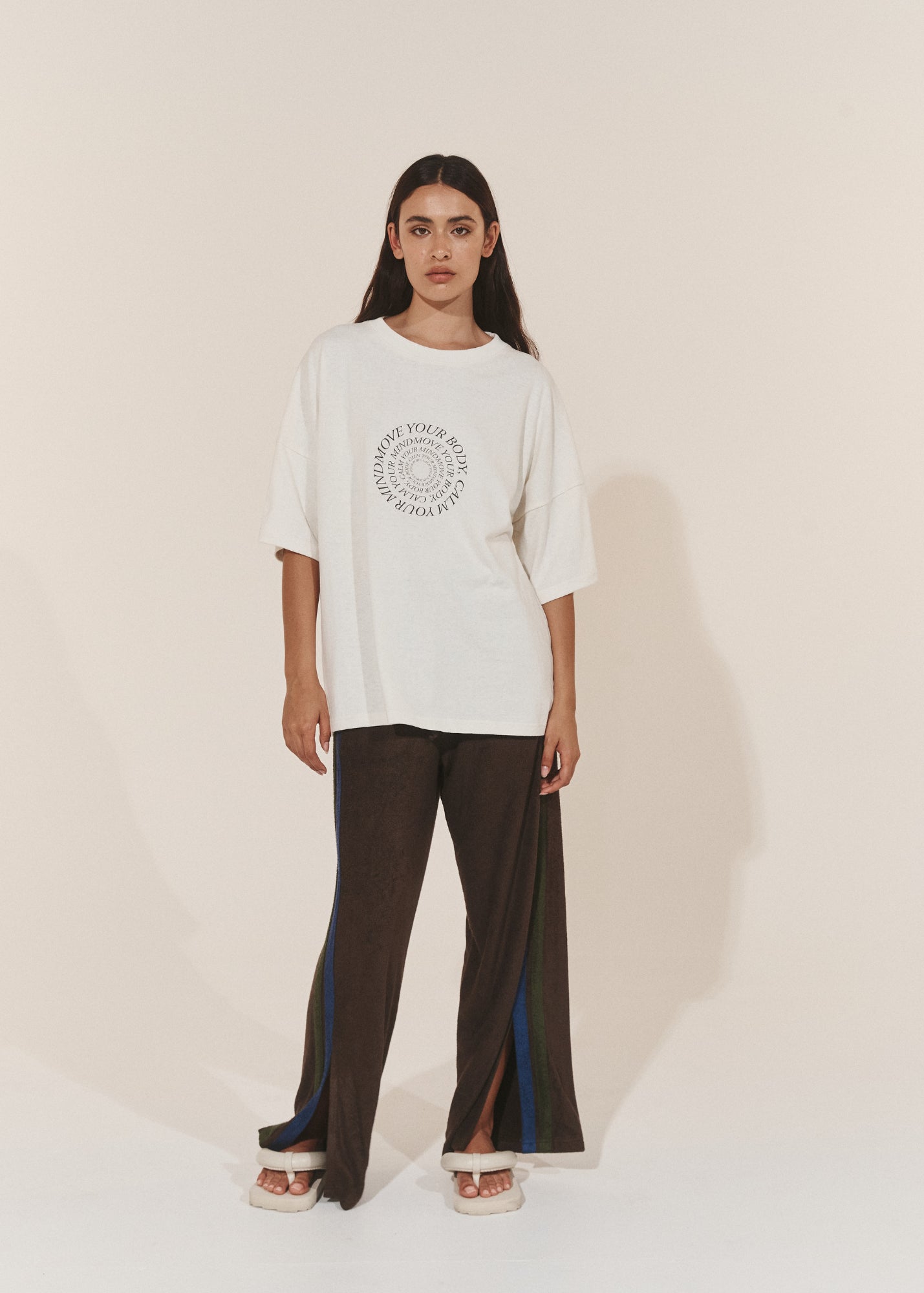 T-Shirts - Oversized Hemp Circular Print T-Shirt - Raw/Dark Brown