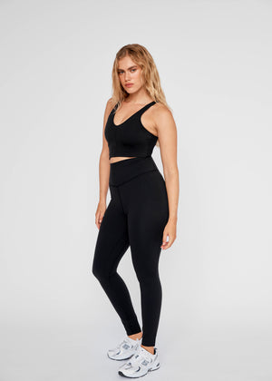 
                  
                    Load image into Gallery viewer, Synergy Legging - Black
                  
                