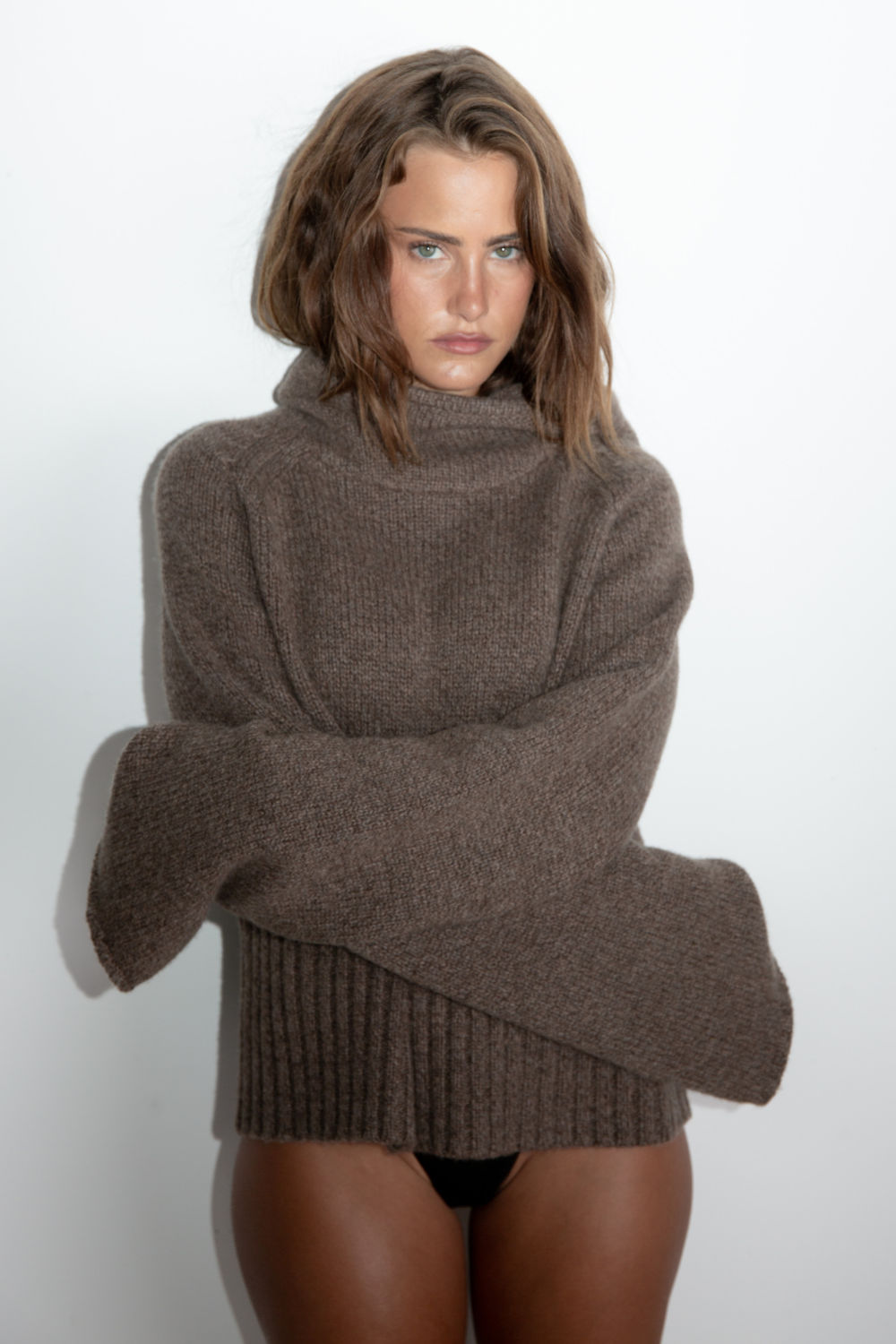 Hooded Sweater - Soil