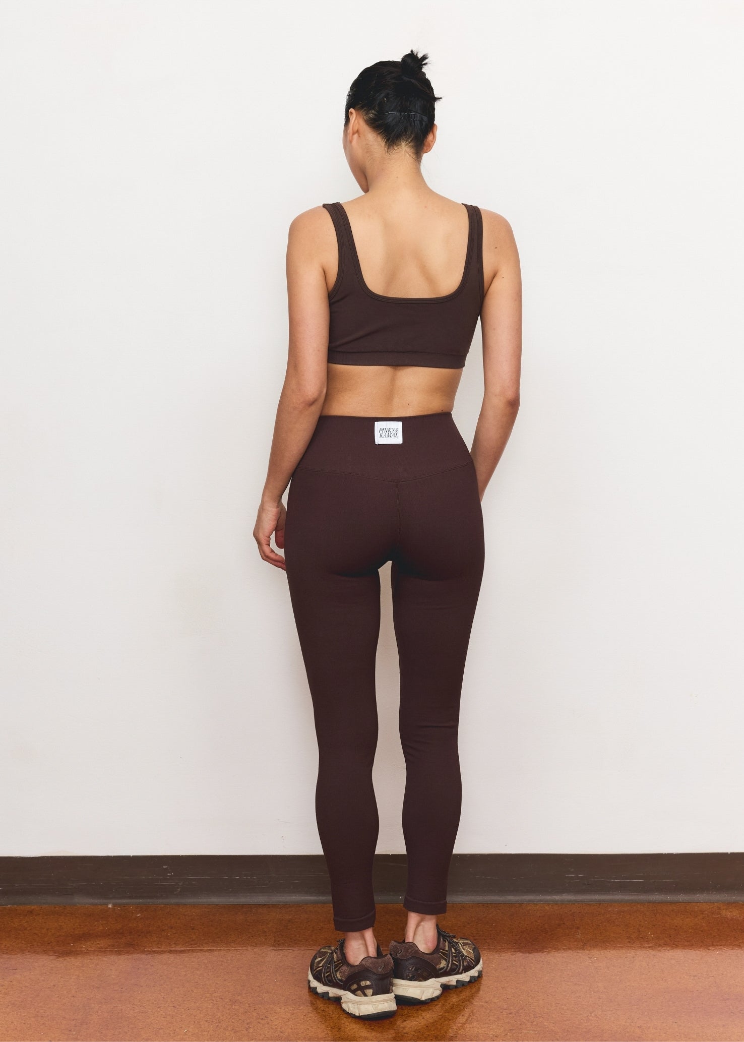 Scoop Seamless Bamboo Crop - Brown