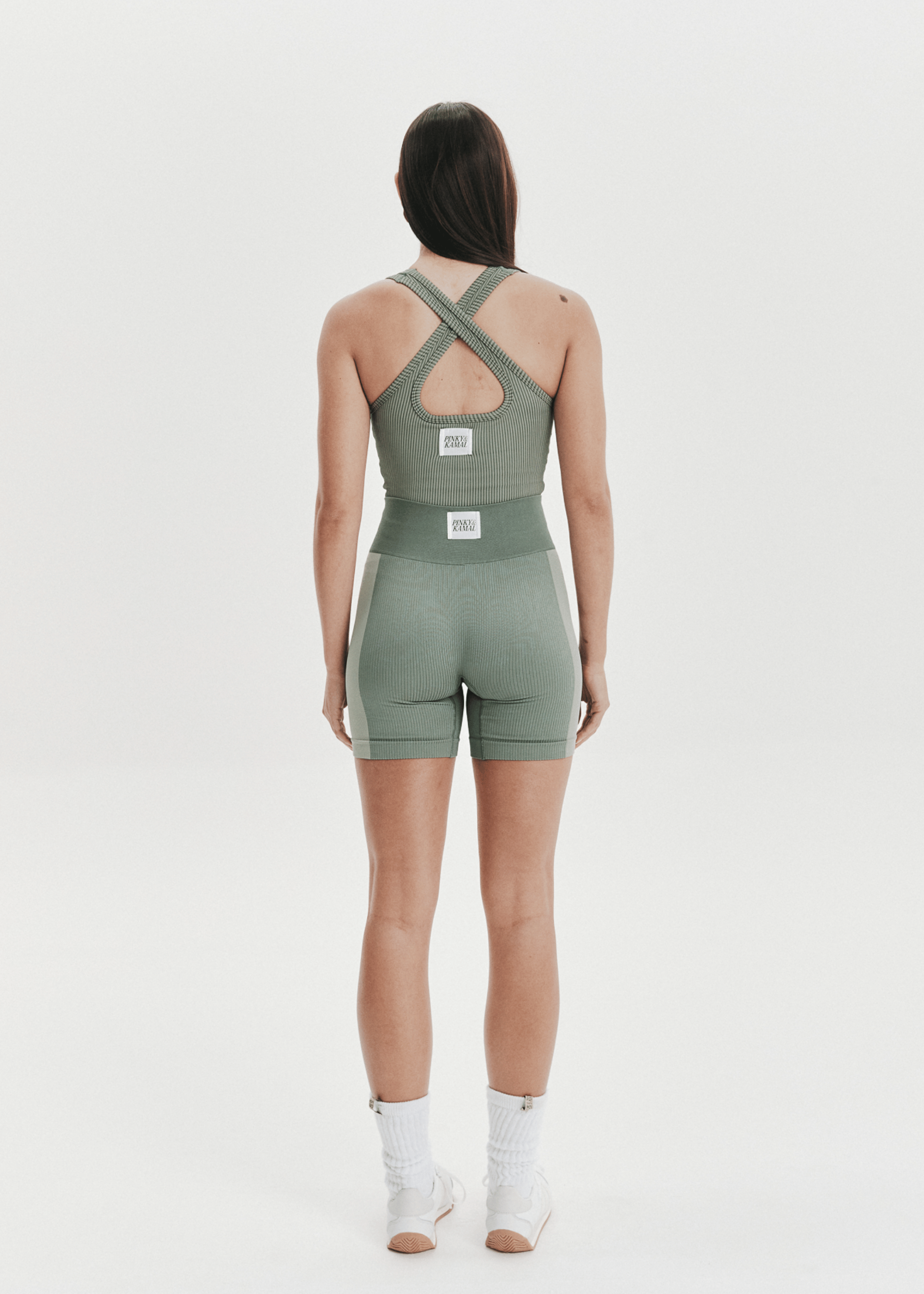 Seamless Shorts - Midi Short - Eucalyptus