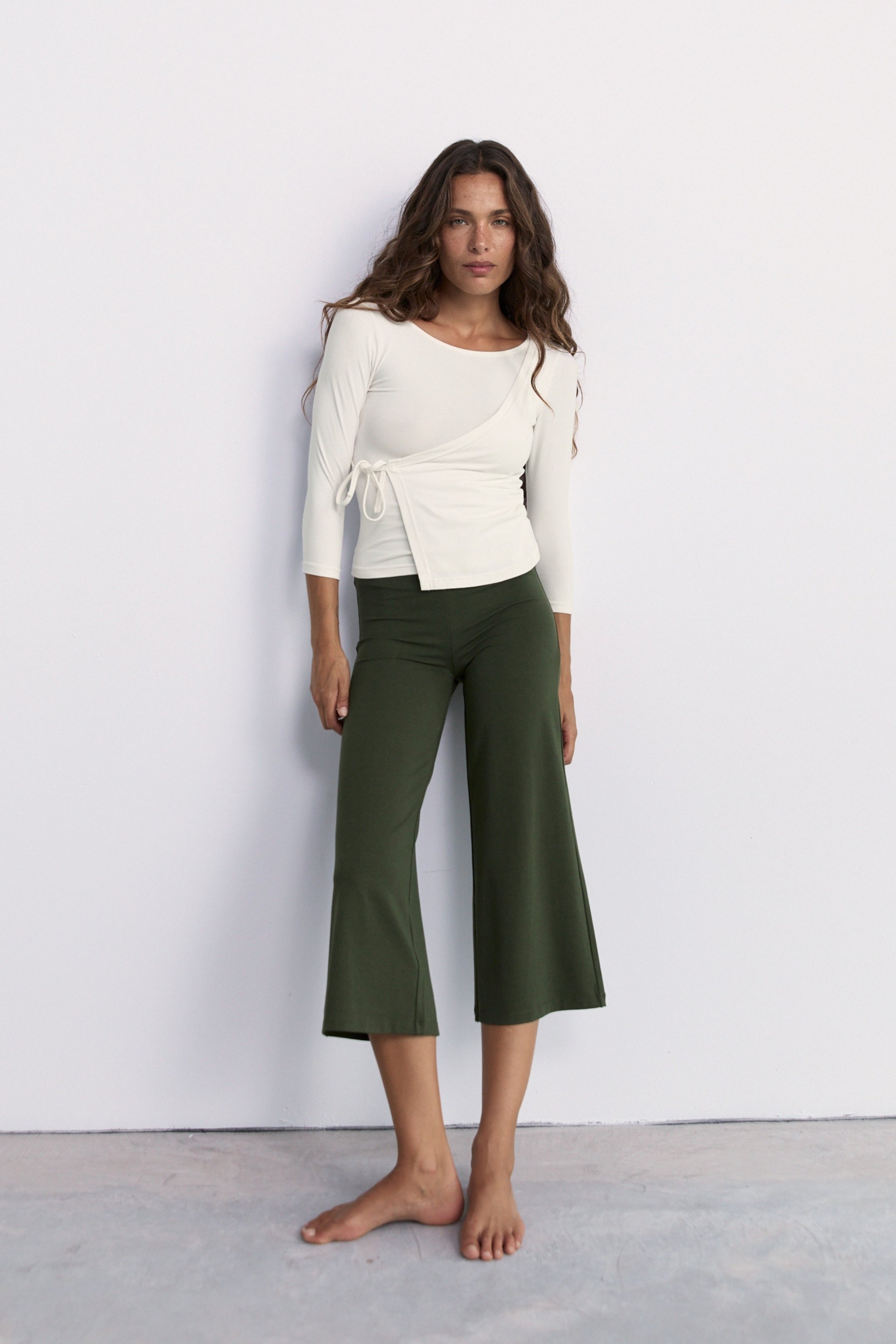 Mid Rise Flare 7 8 Length - Khaki