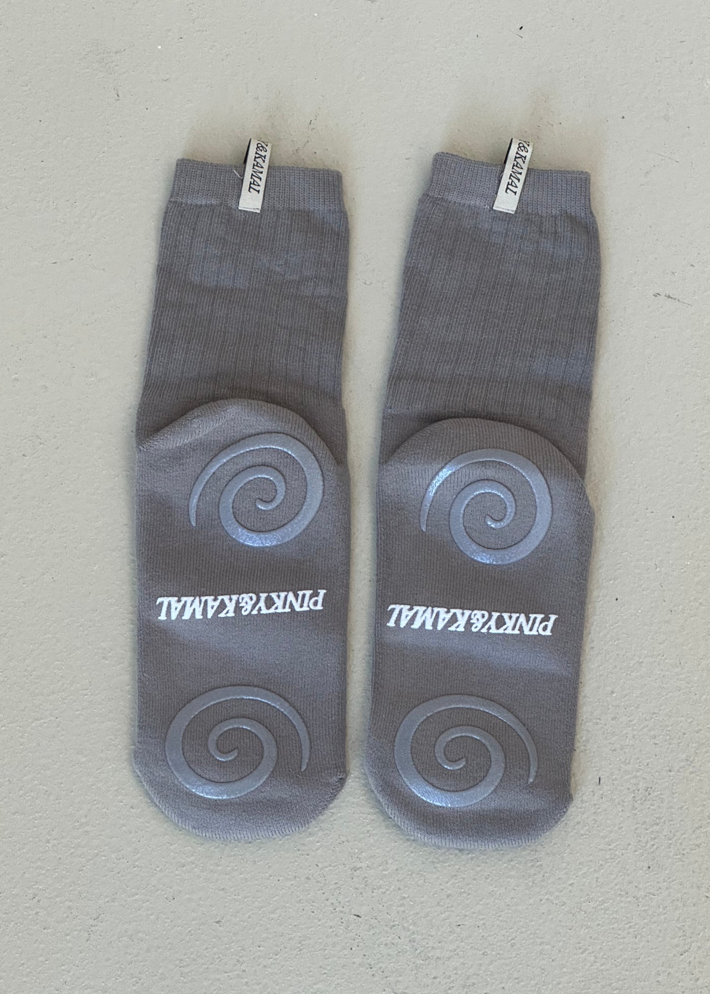 Accessories - Pilates Spiral Grip Sock - Pebble Grey