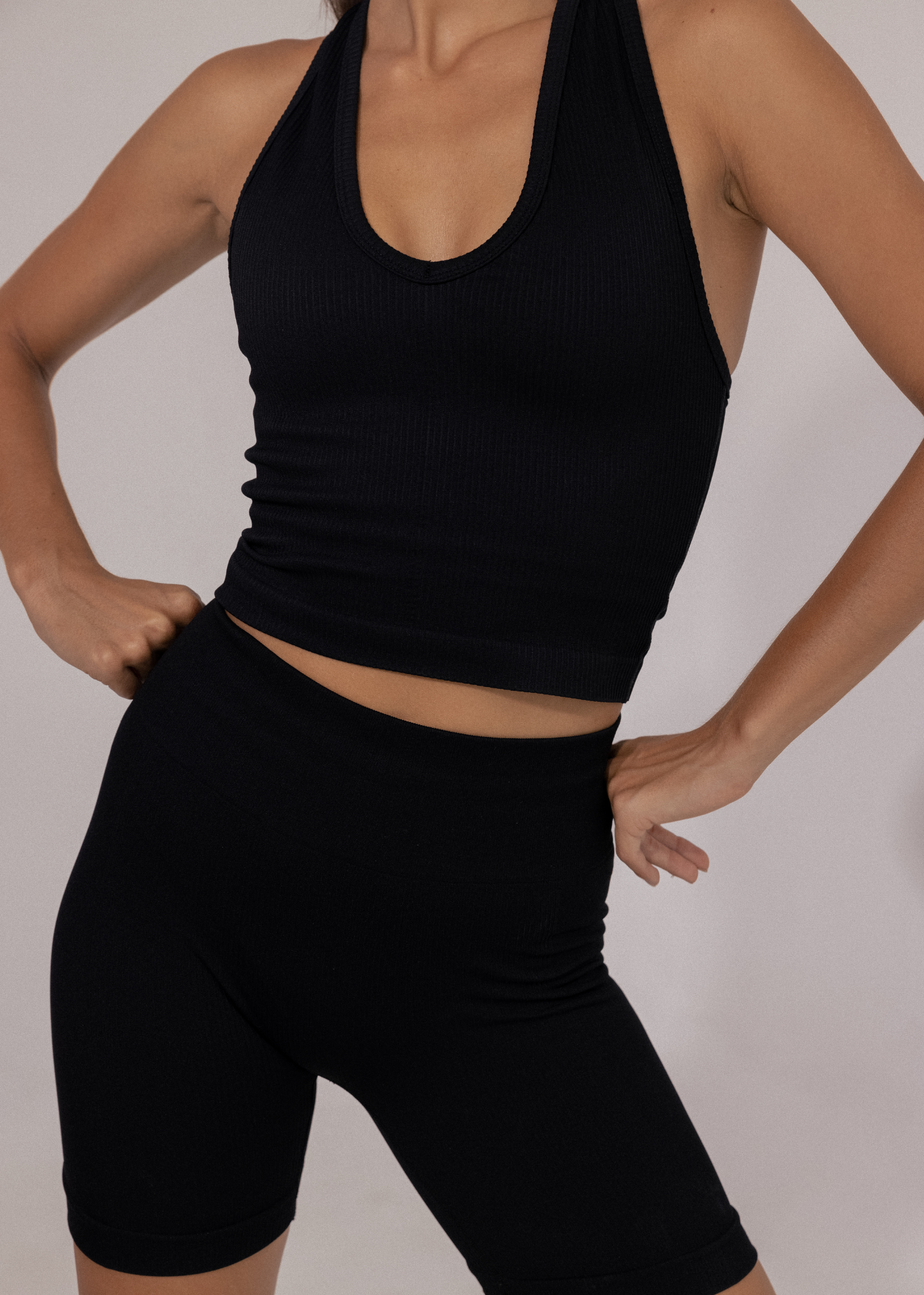 V-Neck Cropped Tank - Onyx Black