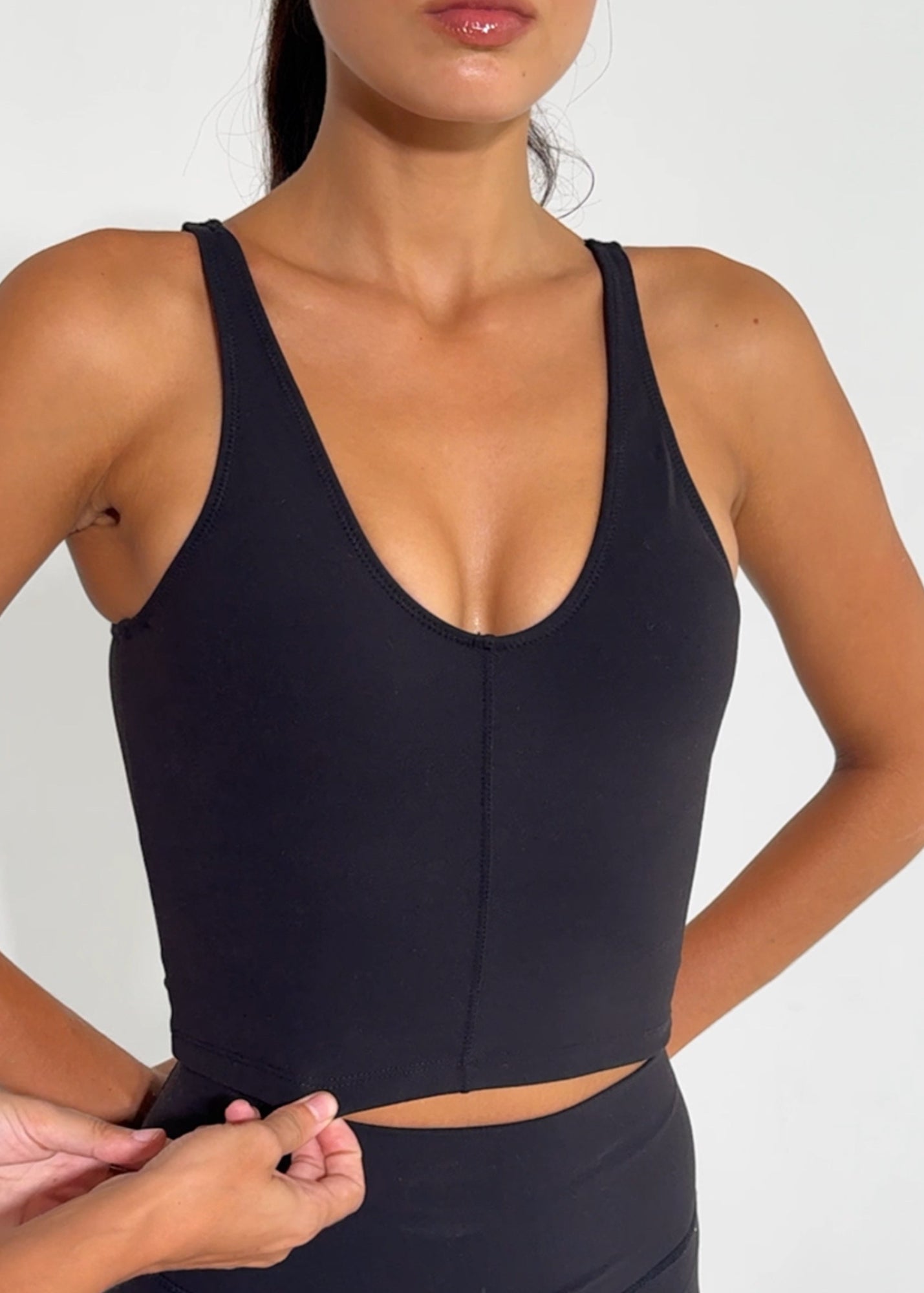 Inspire Movement Singlet - Black