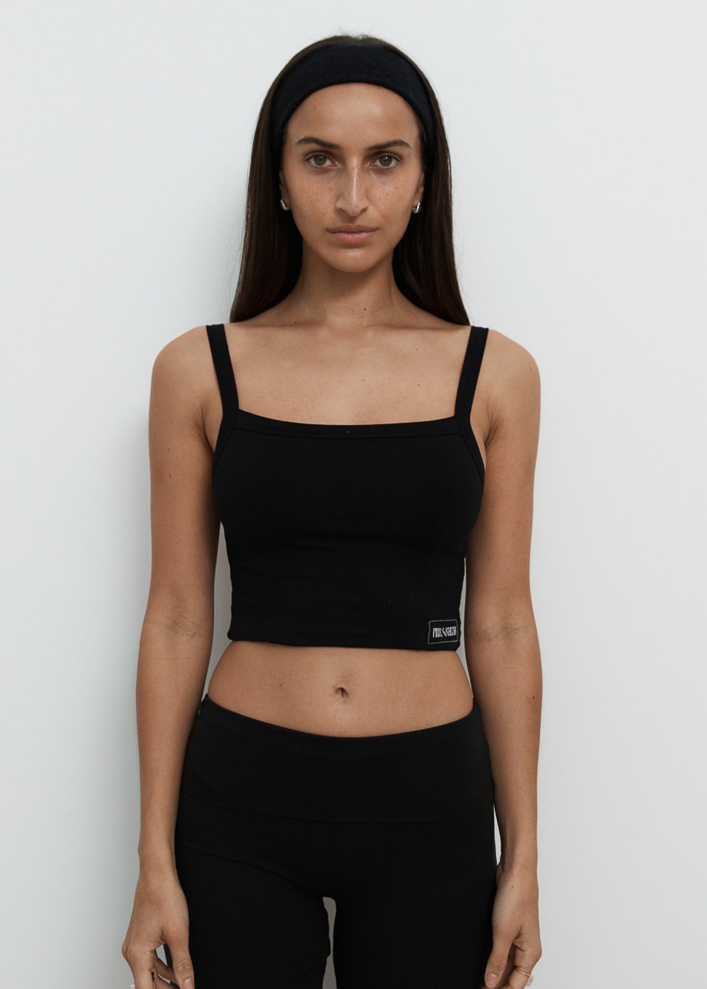 Yoga Tops - Joy Crop - Black