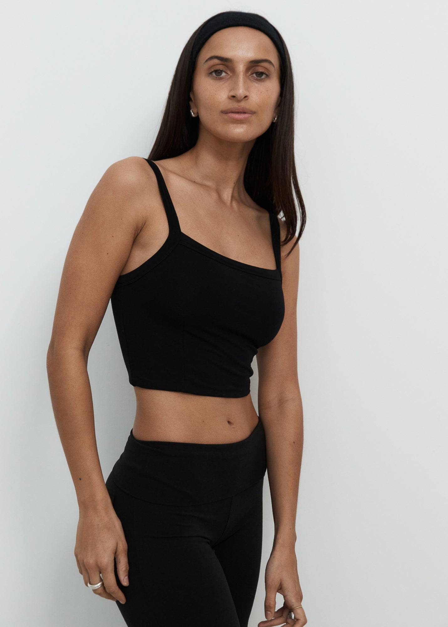 Yoga Tops - Joy Crop - Black