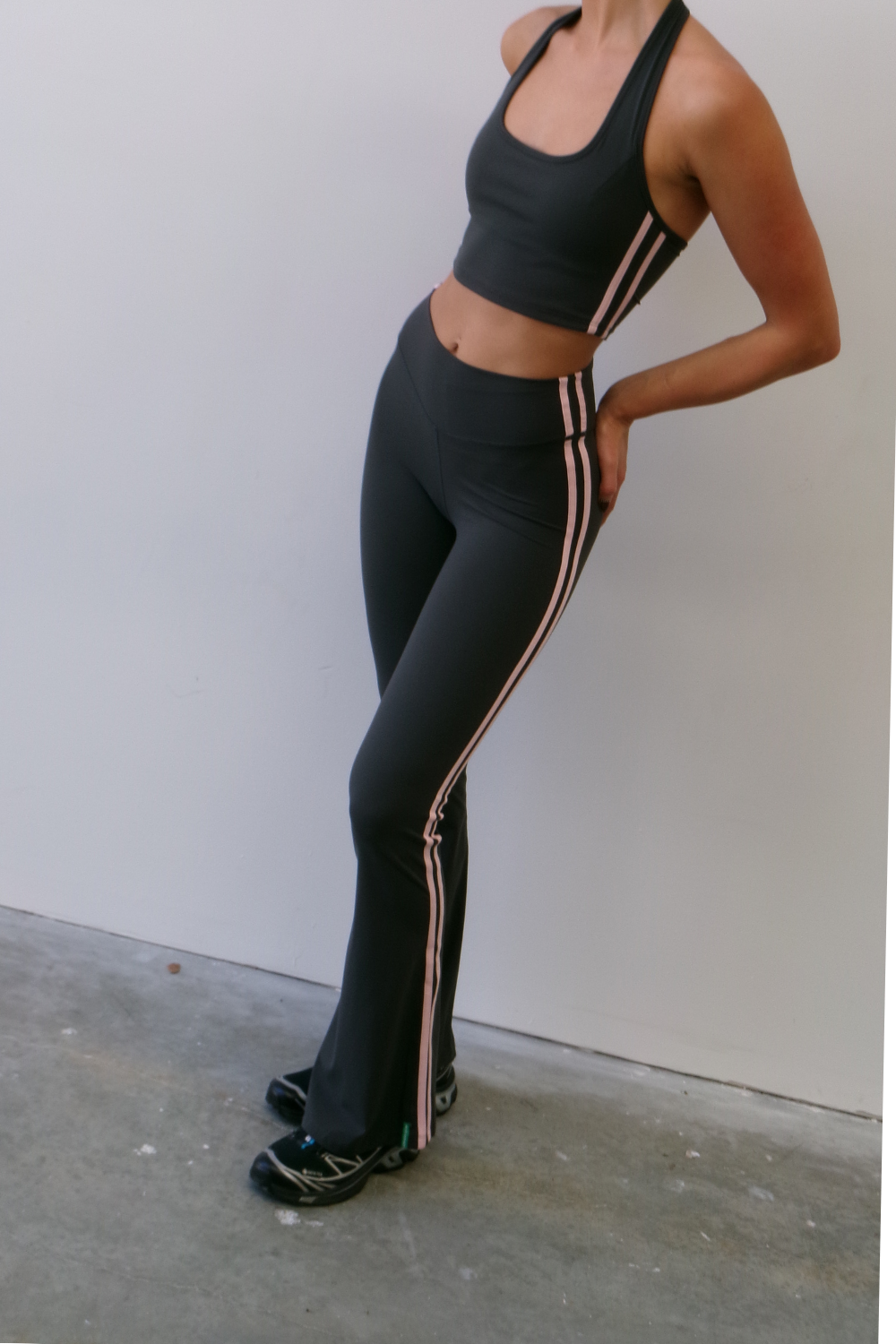 Vibration Flare - Grey/Pink Stripes