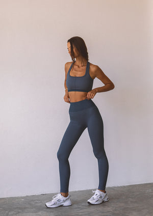 
                  
                    Load image into Gallery viewer, Active Leggings - Move Legging - Blue Two Tone
                  
                