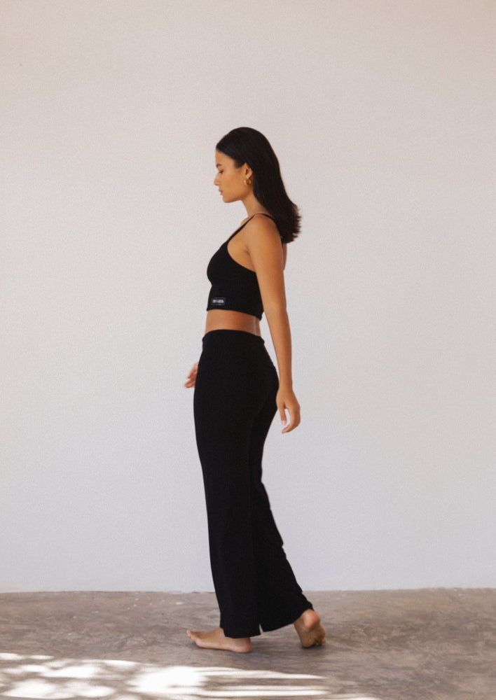
                  
                    Load image into Gallery viewer, Lounge Pants - Full Length Yin Flare - Black
                  
                