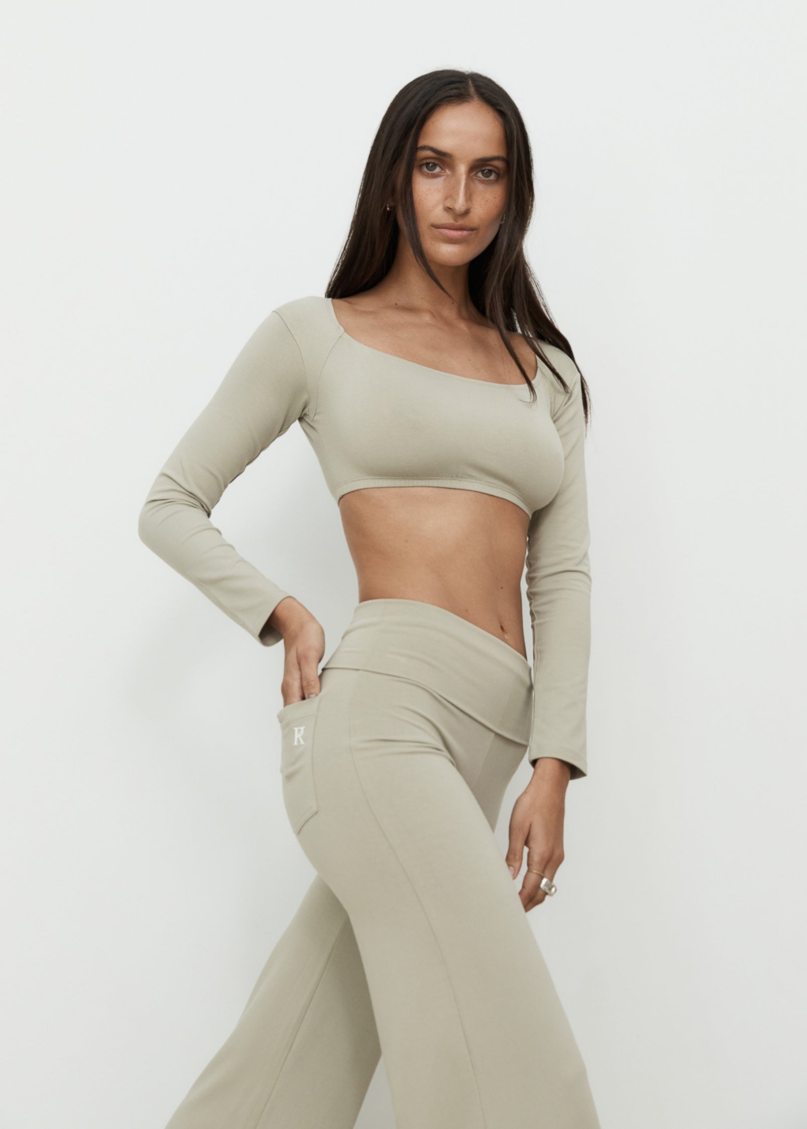 Yoga Tops - Long Sleeve Crop - Light Grey