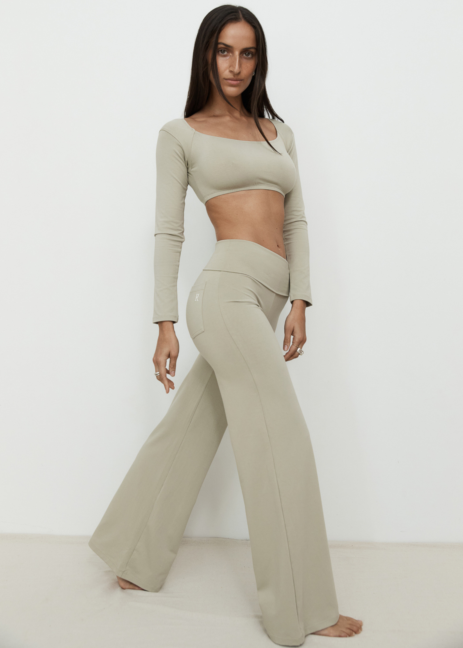 Full Length Yin Flare - Light Grey