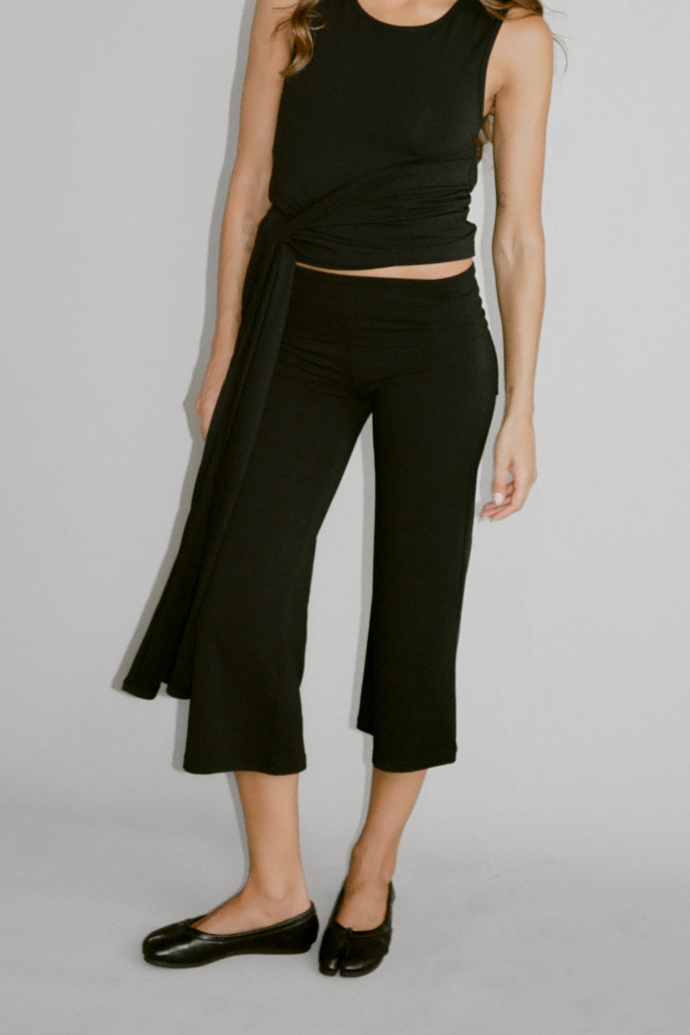 Yin Flare 7'8 Length - Black