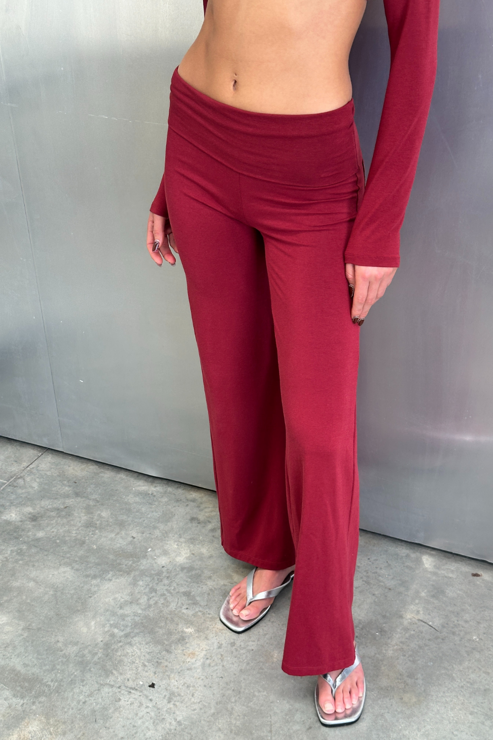 Full Length Yin Flare - Cherry