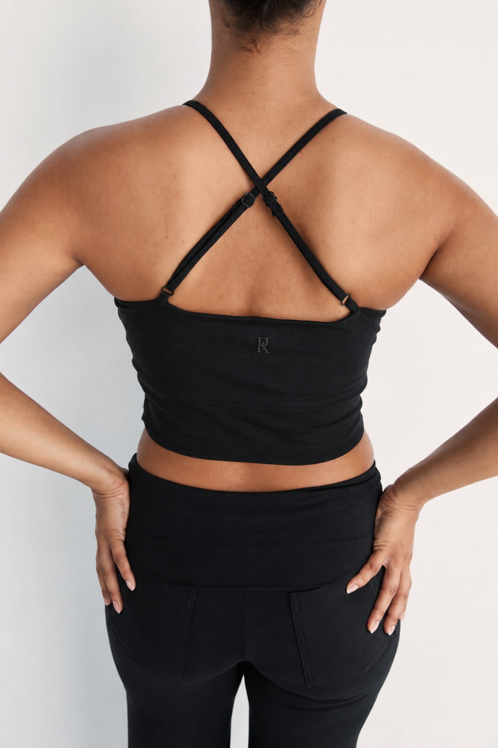 Flow Crop - Black