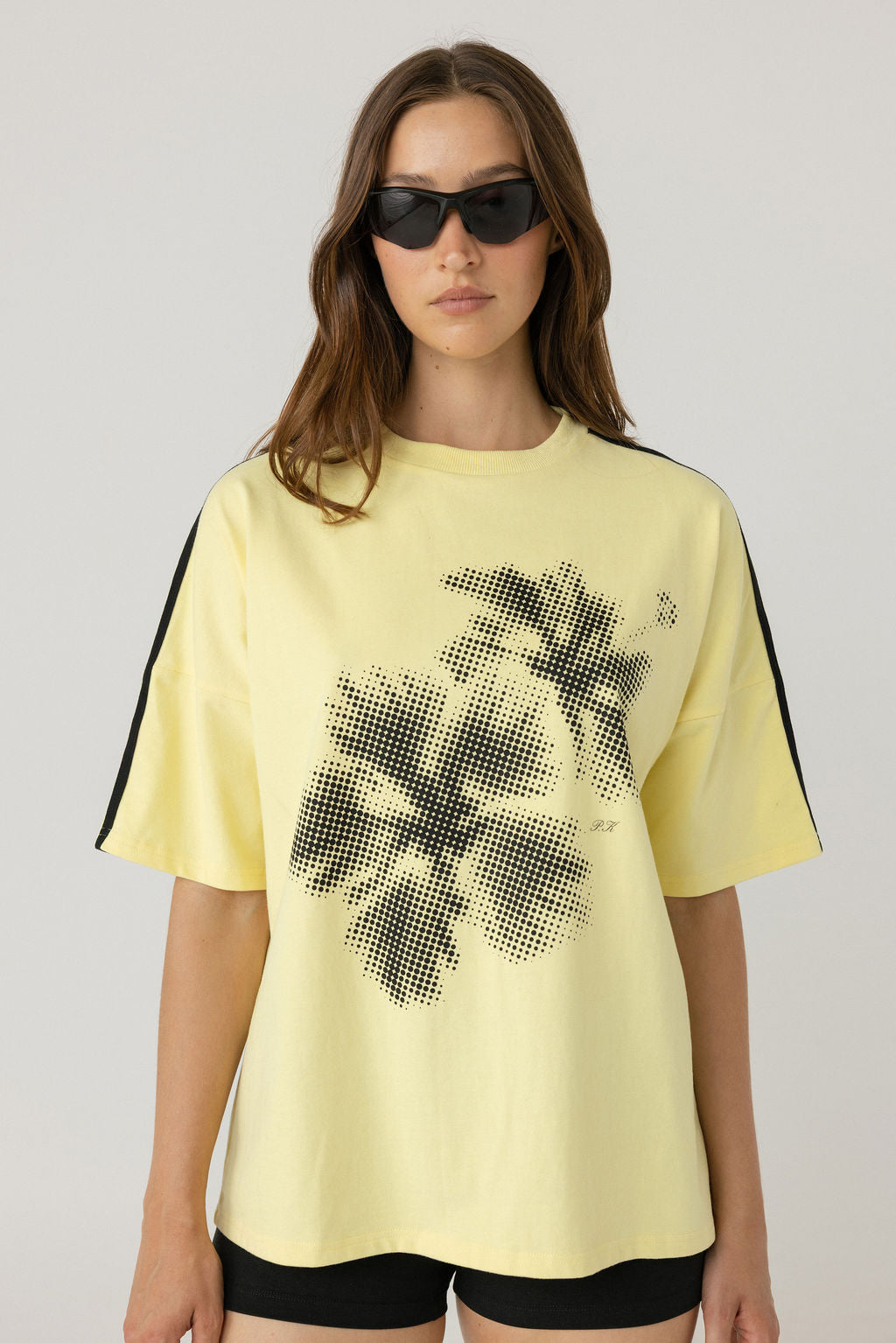 Hibiscus T-Shirt - Butter/Black