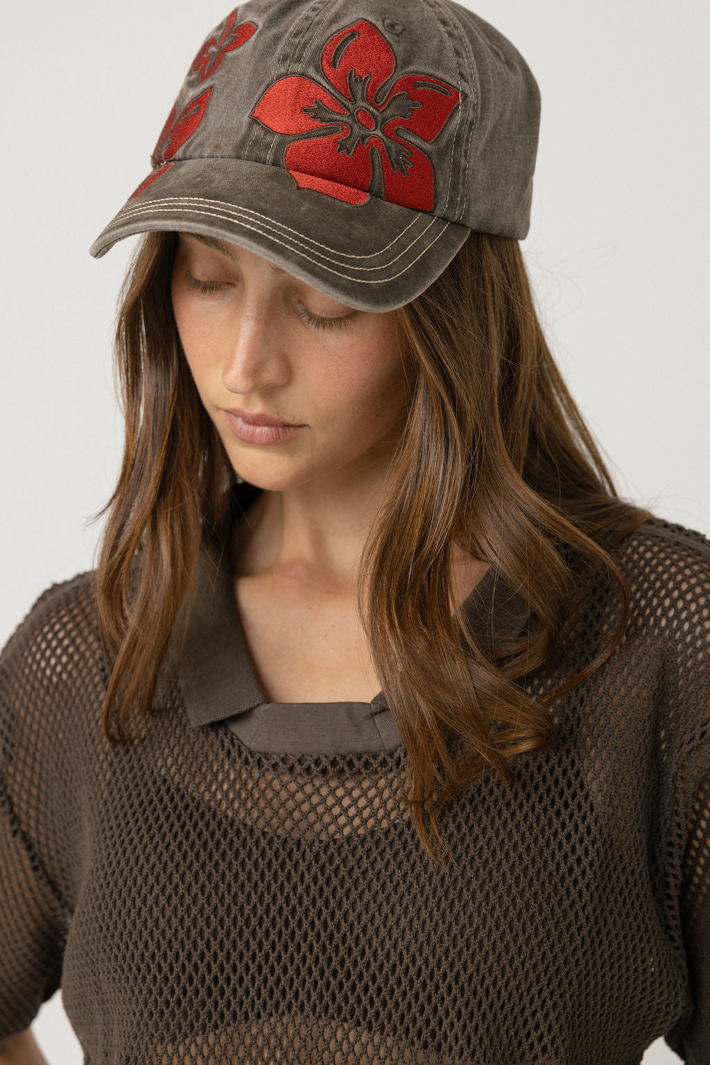 Hibiscus Cap	- Washed Brown/Red
