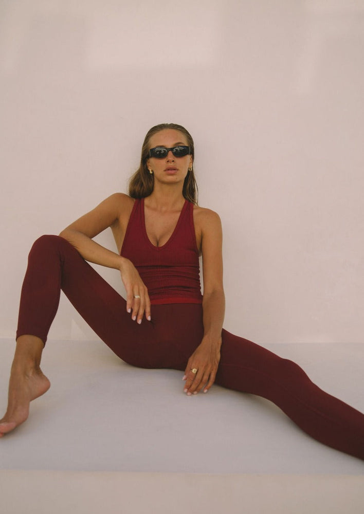 
                  
                    Load image into Gallery viewer, Diagonal Ribbed Legging - Burgundy
                  
                
